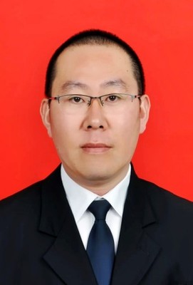 “东港农艺大师”张刚