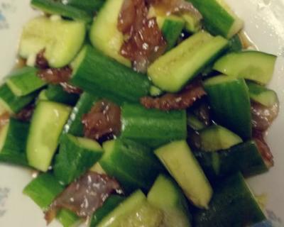 清爽夏日佳品 凉拌黄瓜海蜇头的制作与风味